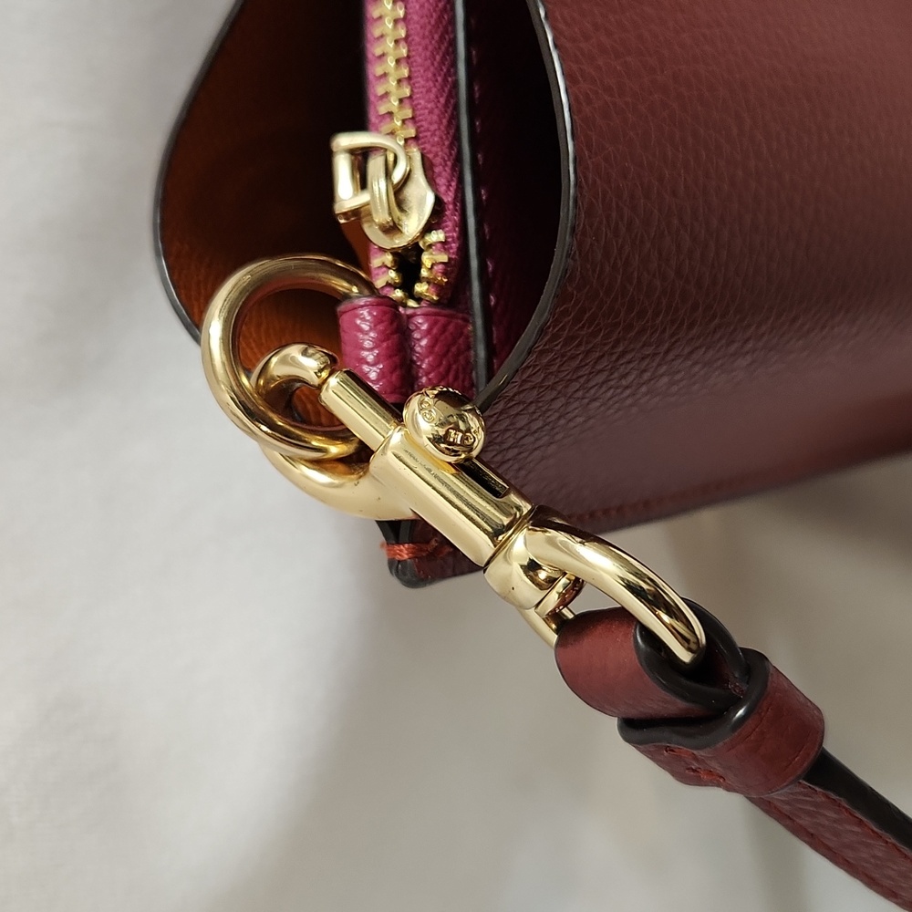 Coach Mollie Tote 25 Crossbody Bag - Picture 7 of 16
